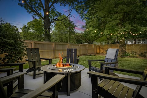 Location! w/King Beds+Hottub+GameRoom+Gym+Theater