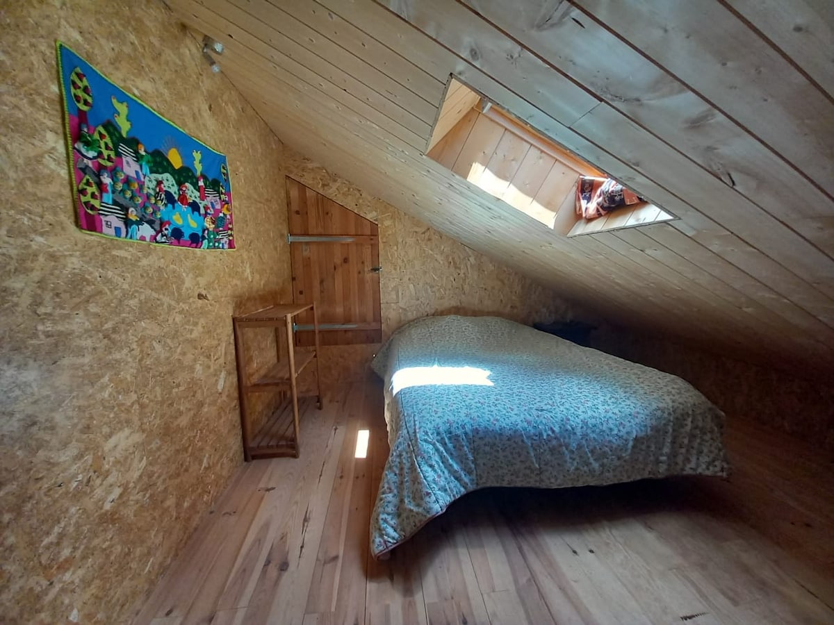 غرفة النوم 2