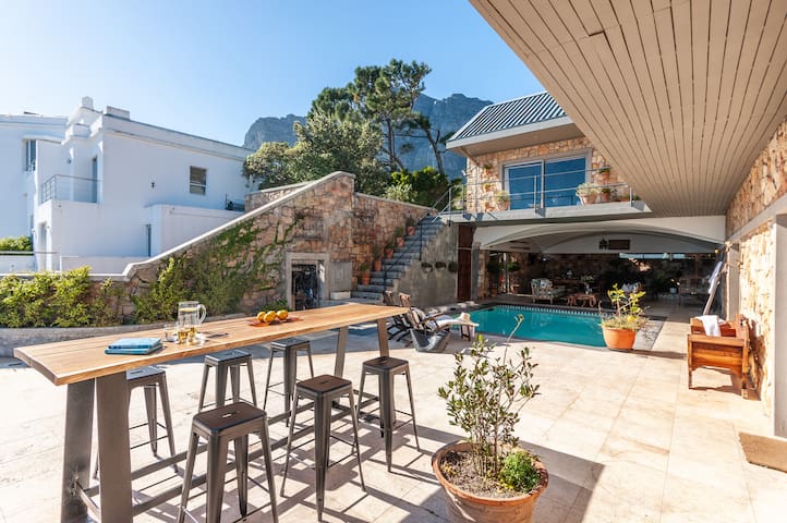 Tuscany in Camps Bay