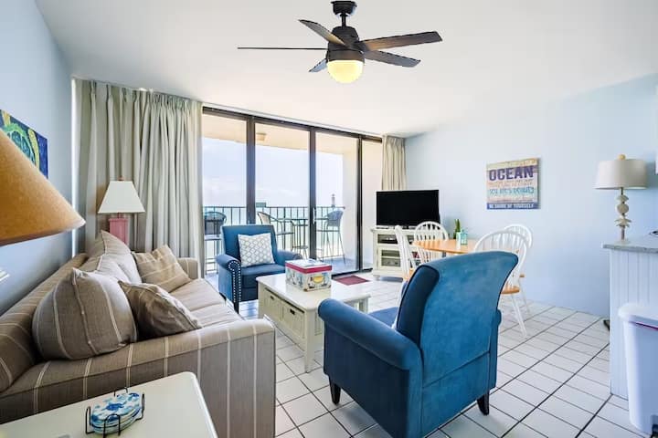 Octopus Garden: 1br, King Bed, Indoor/outdoor Pool - Carolina Beach, NC