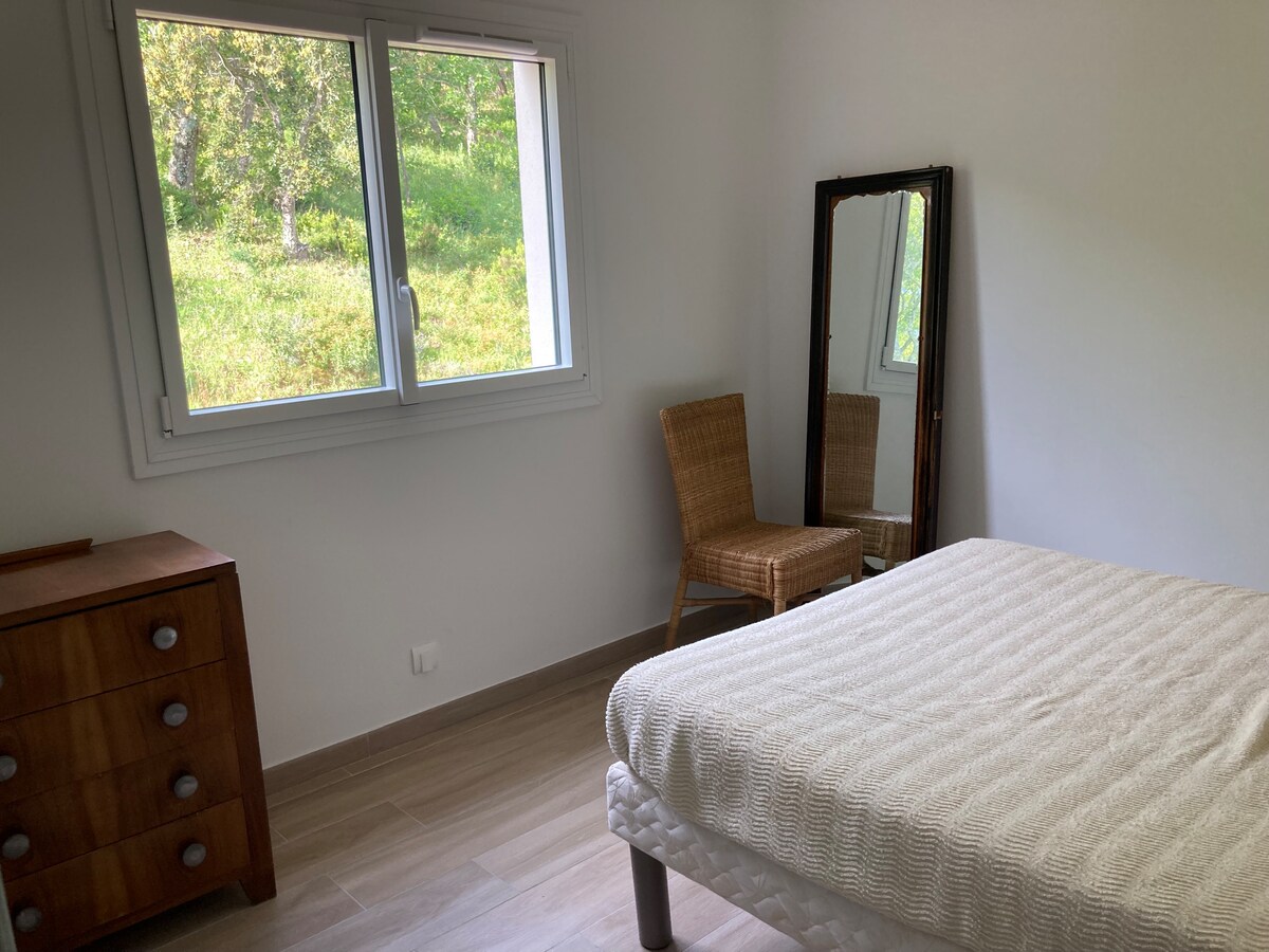 غرفة النوم 1