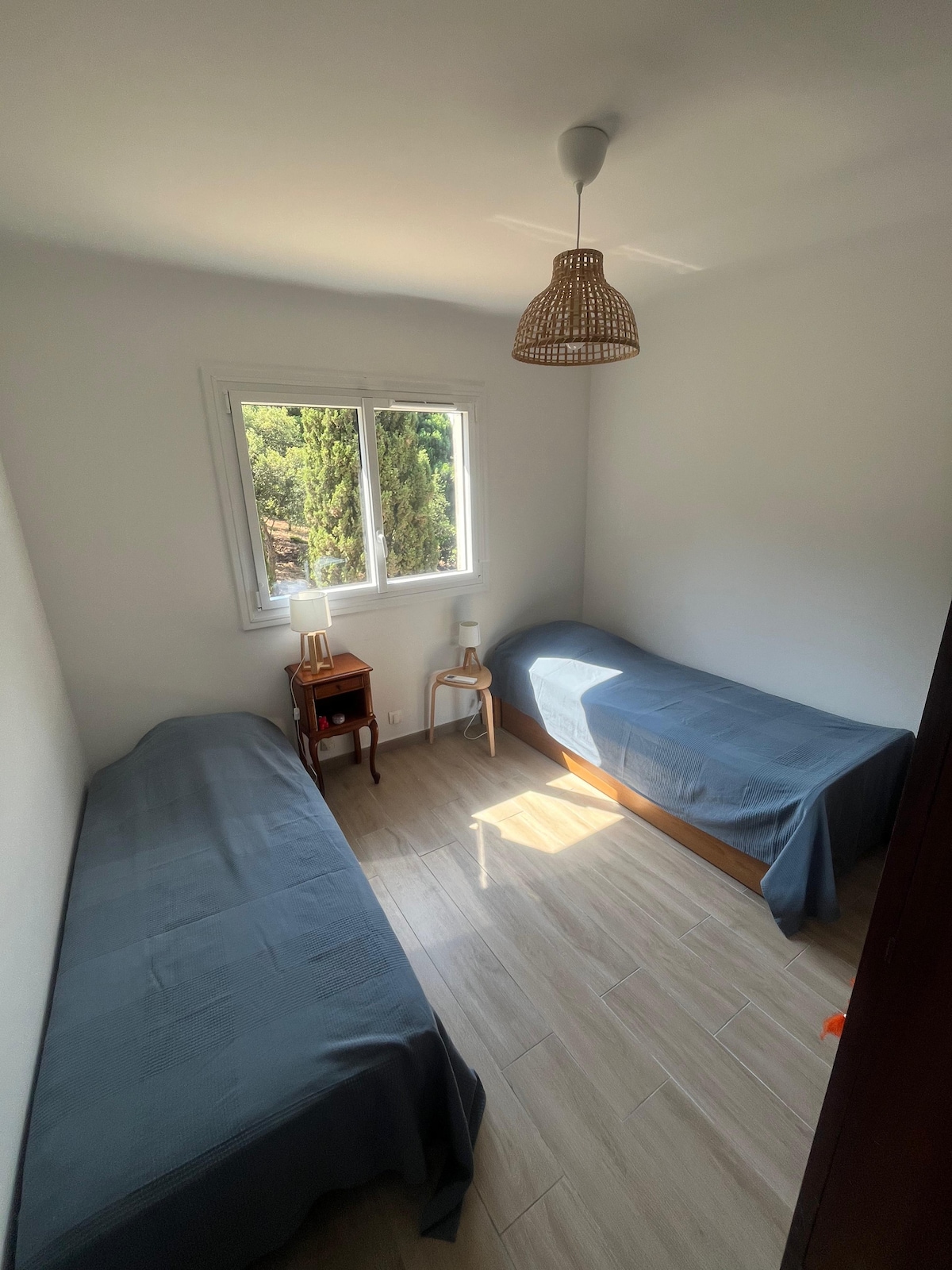 غرفة النوم 2: نظرة عامة