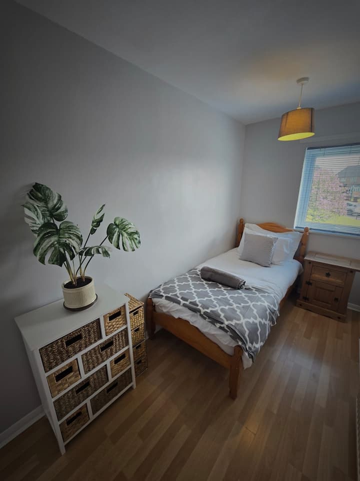 საძინებელი 1