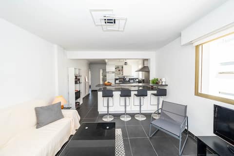 Beach 1 min, 3P, Parking, Terrace, Ideal for family