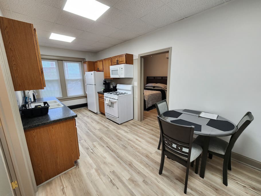 LarkinVille Getaway (Unit 3)