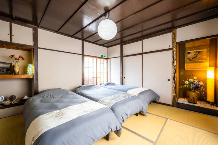#しもぞうのお部屋 Room Tour] A charming 5-story, 5-bedroom house in Zushi | A