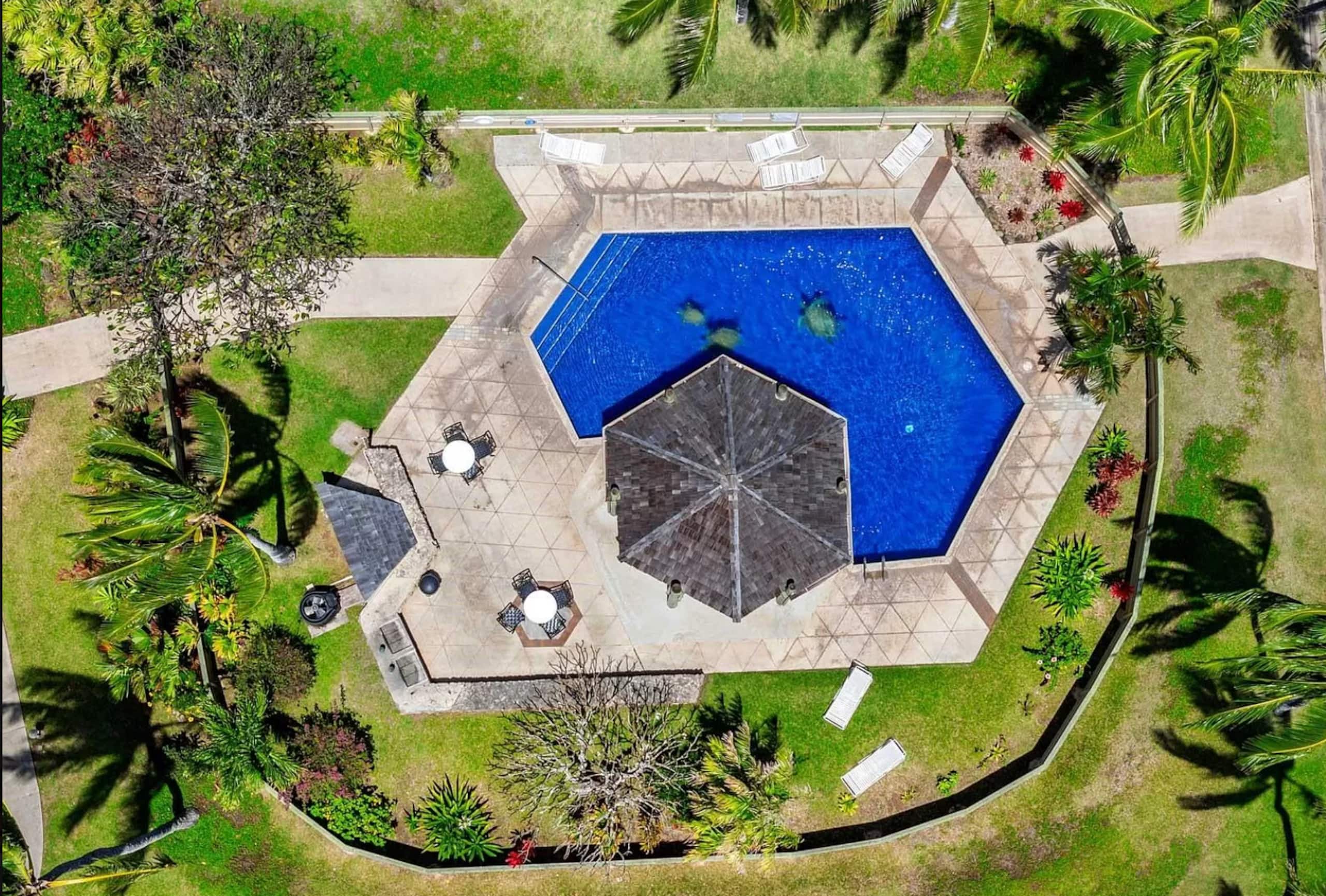 Townhouse in Kahuku · ★4.98 · 3 bedrooms · 4 beds · 2 shared baths - Image 18