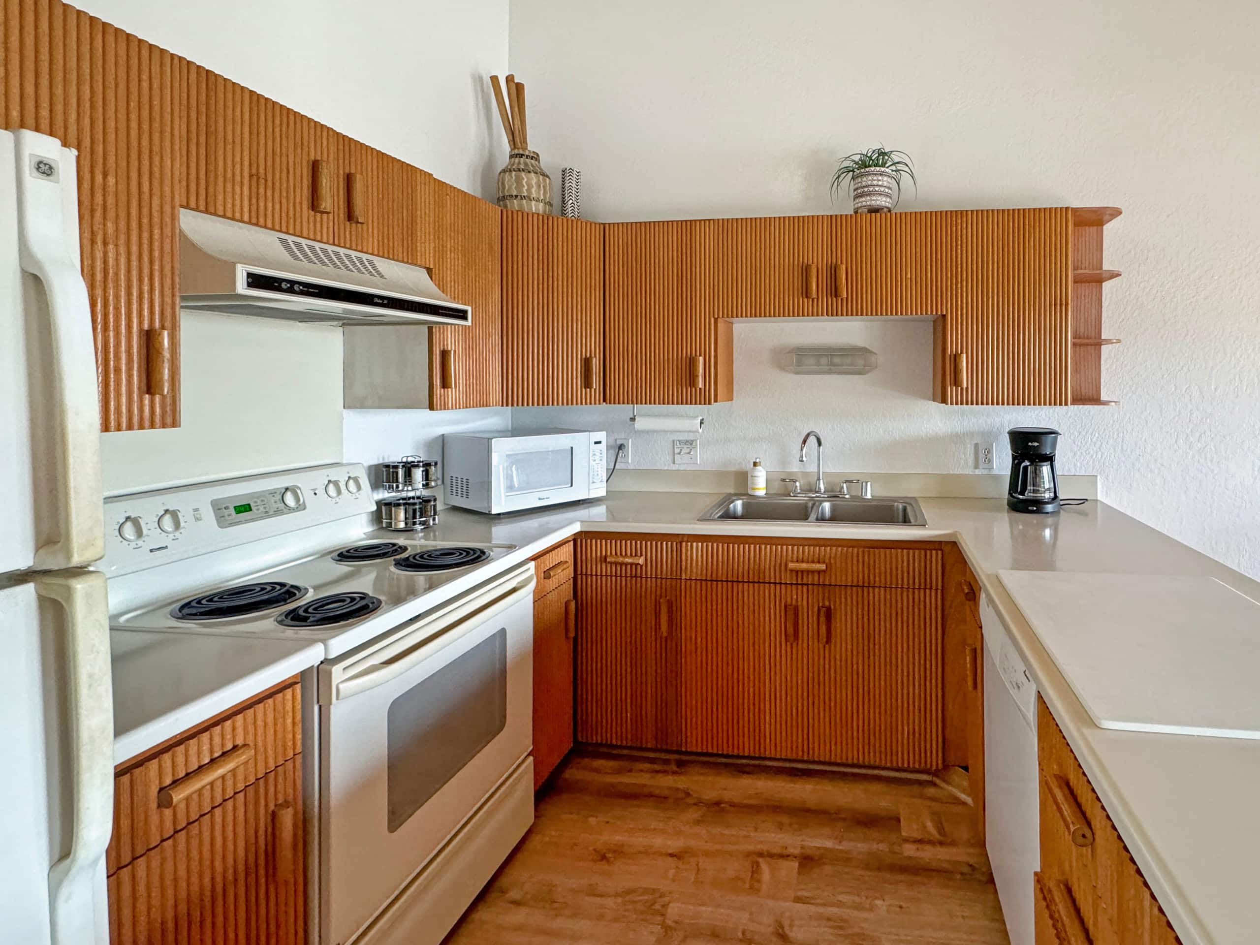 Condo in Koloa · ★4.99 · 1 bedroom · 2 beds · 1 bath - Photo 10