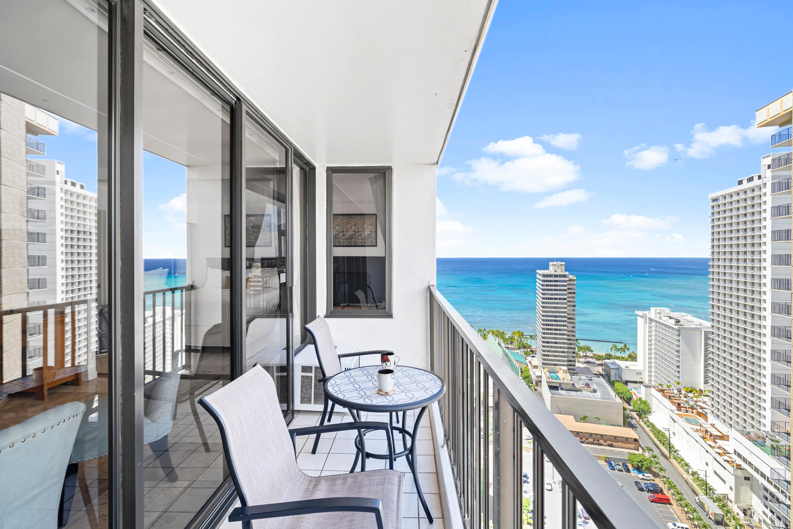 Deluxe Ocean View Free Parking Waikiki 3204-T1 - Image 10