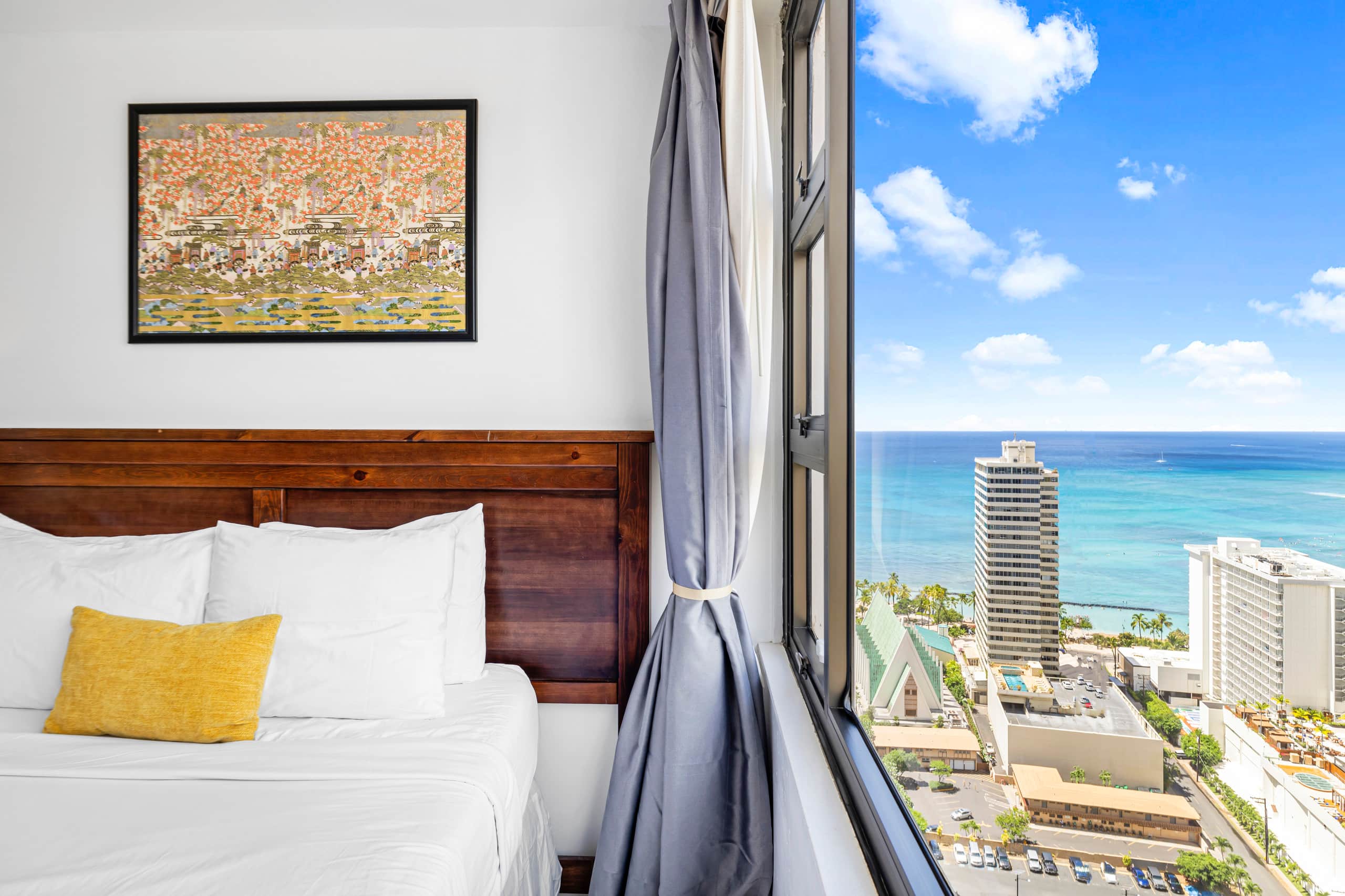 Deluxe Ocean View Free Parking Waikiki 3204-T1 - Image 16