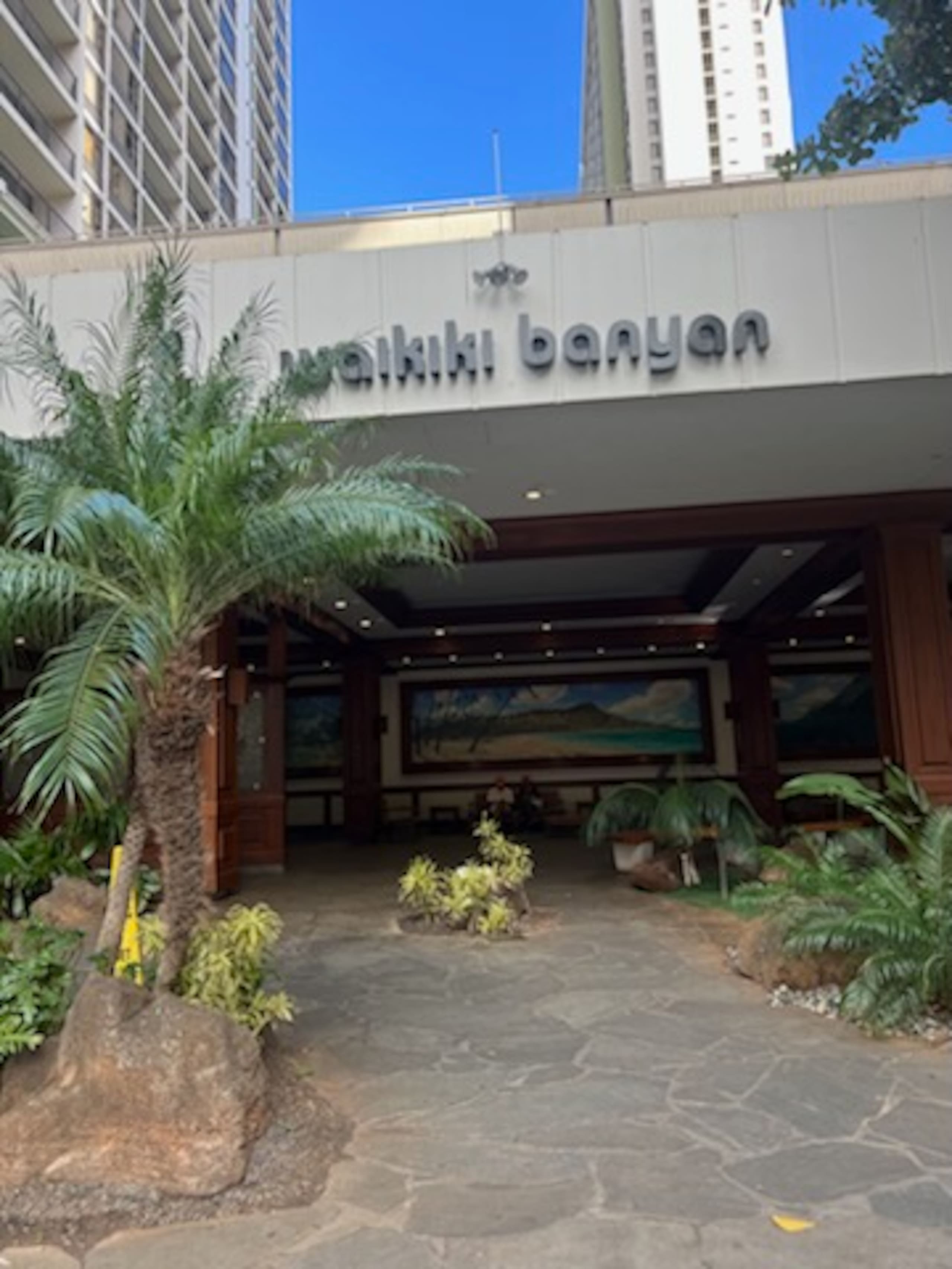 Deluxe Ocean View Free Parking Waikiki 3204-T1 - Image 6