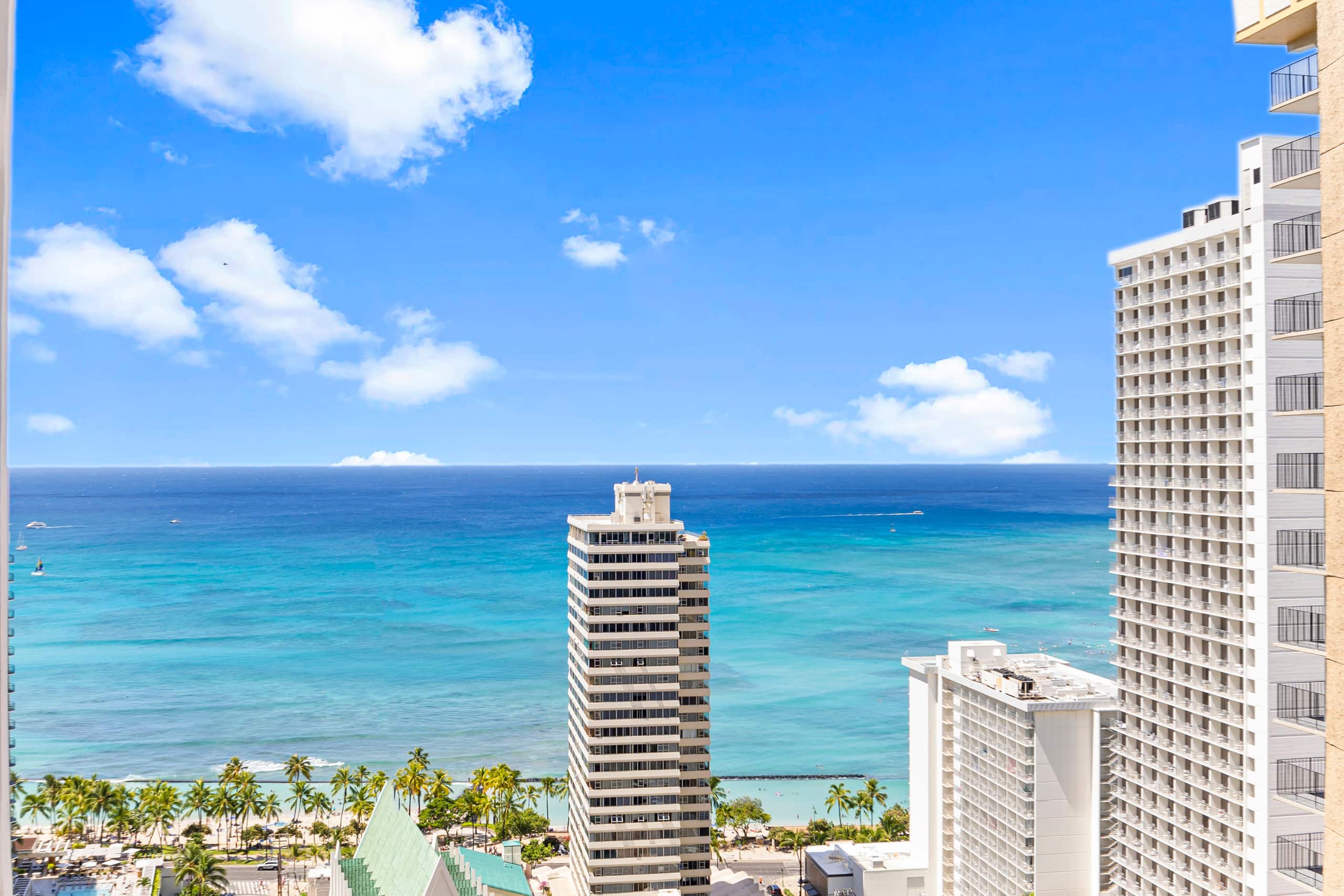 Deluxe Ocean View Free Parking Waikiki 3204-T1 - Image 8