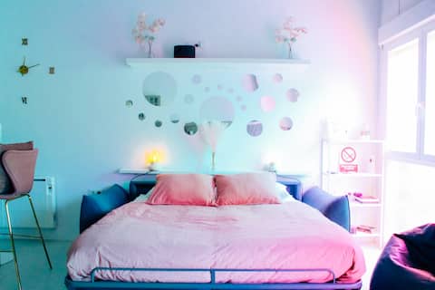 Top Airbnb: The Greenhouse Madrid en Latina