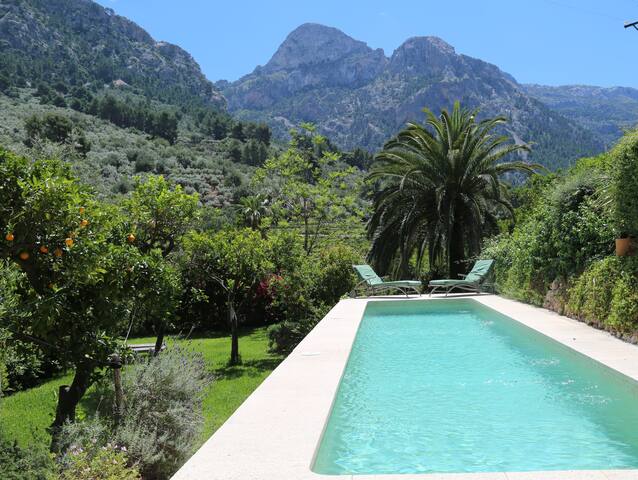 Luxuriously renovated House with Pool in Fornalutx gallery image 4