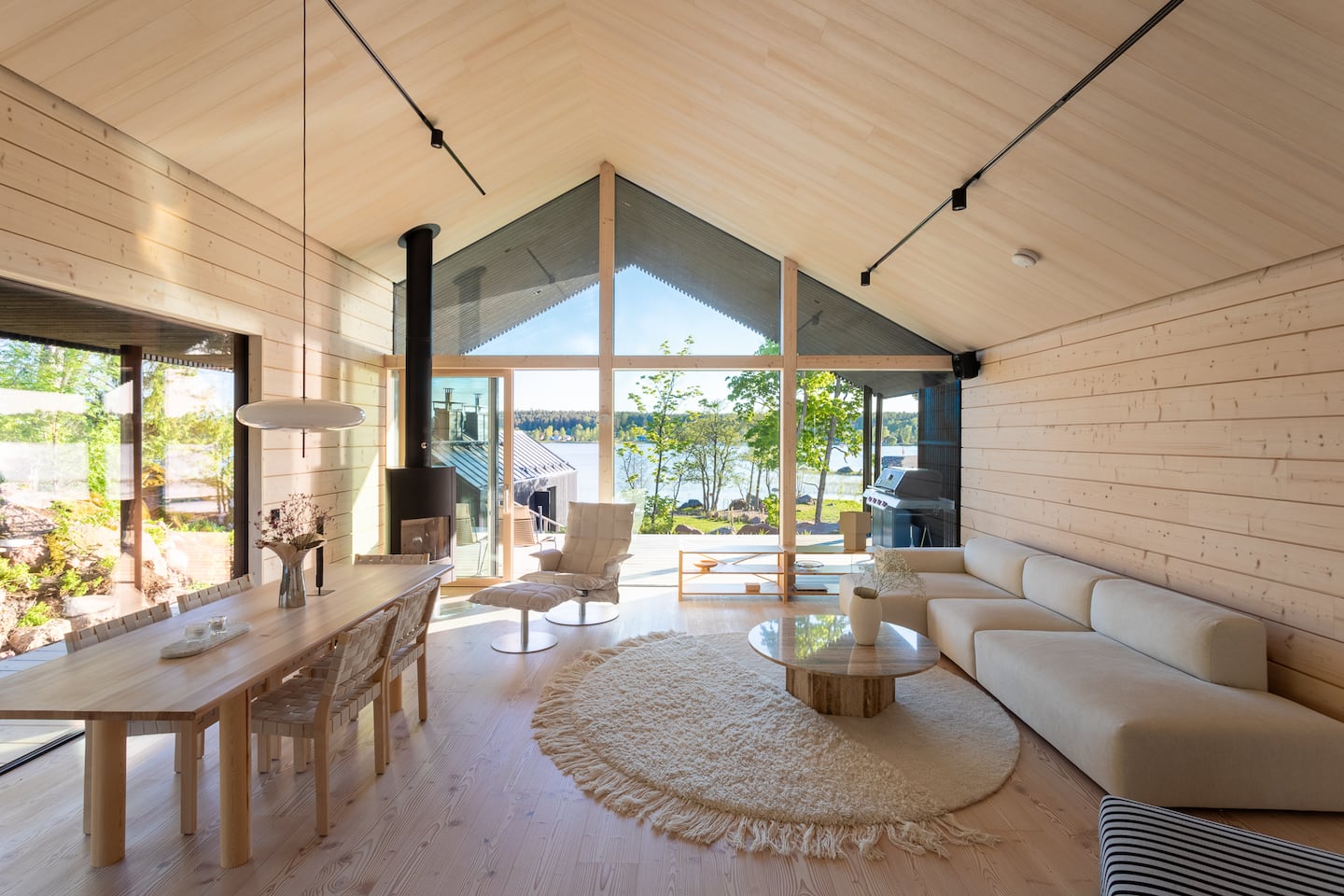 Stay North - Unique Design Home 5
