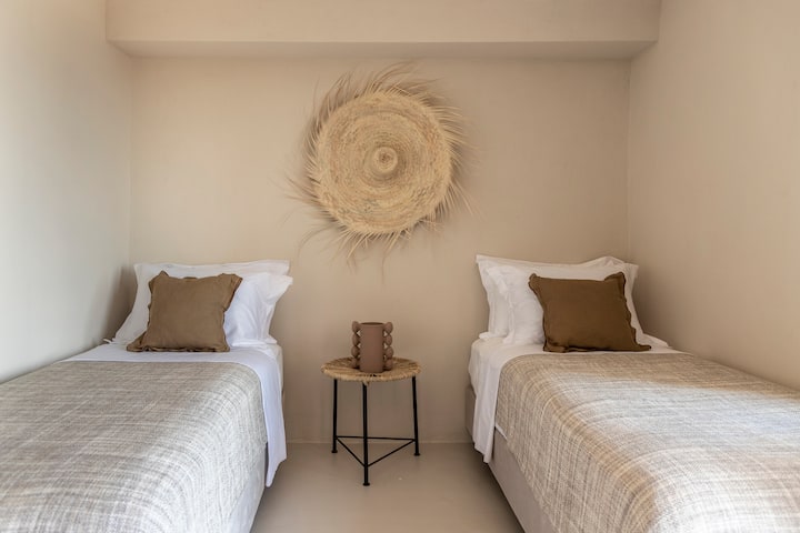 საძინებელი 9