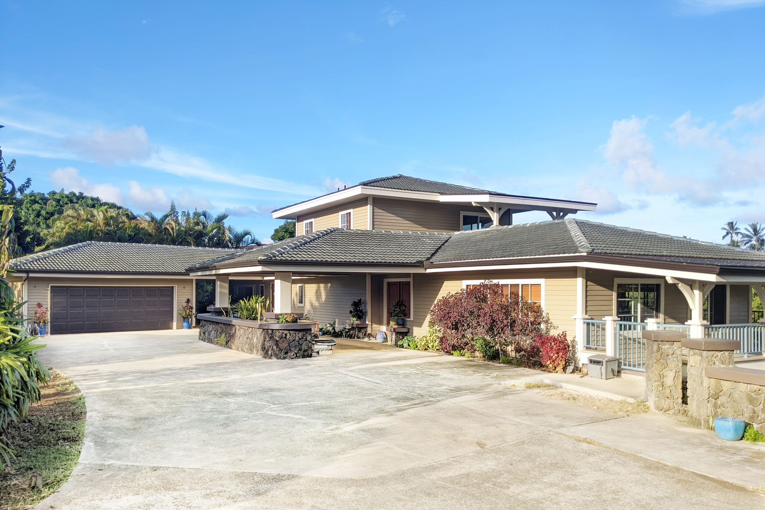 Honey House - Image 17