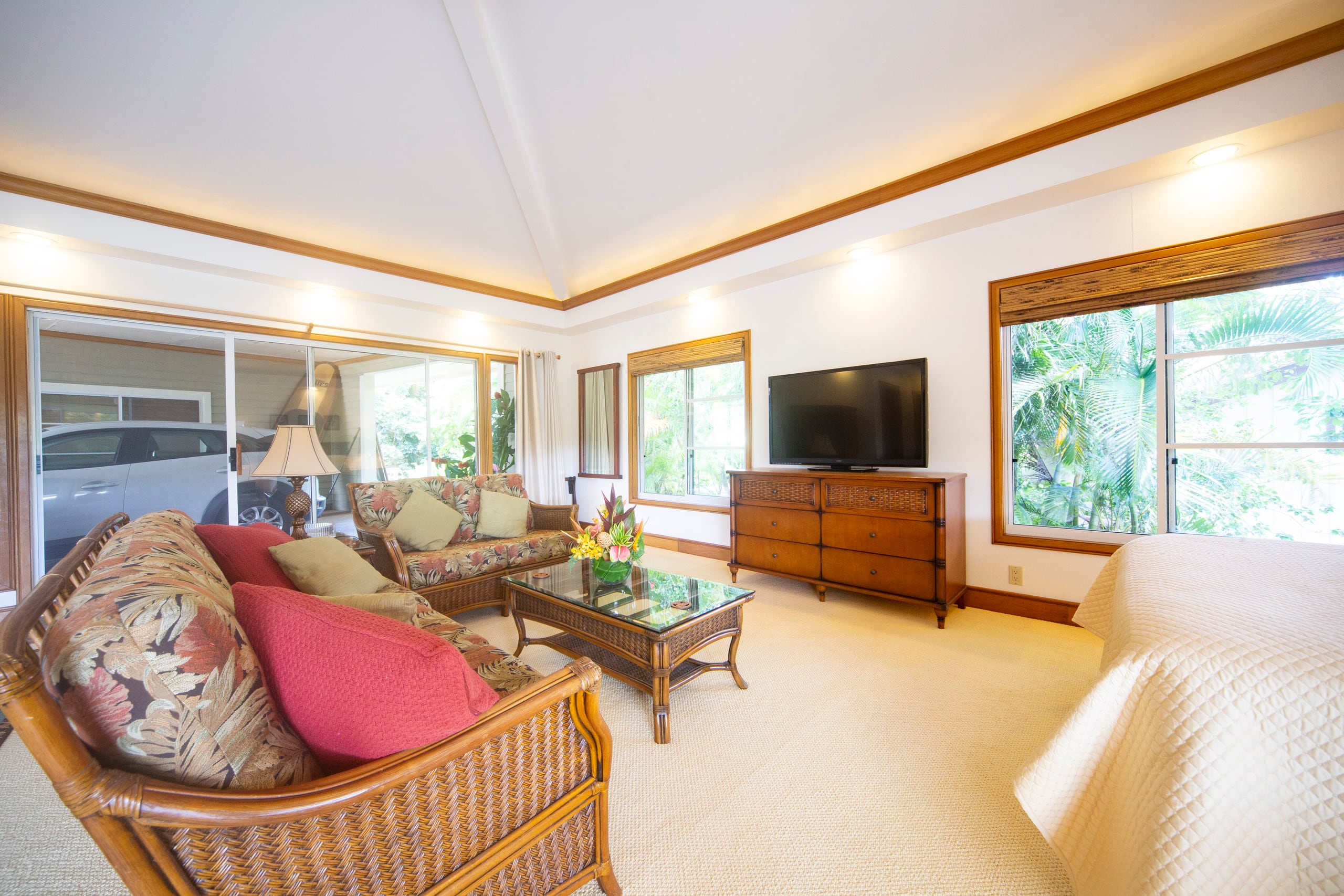 Honey House - Image 3