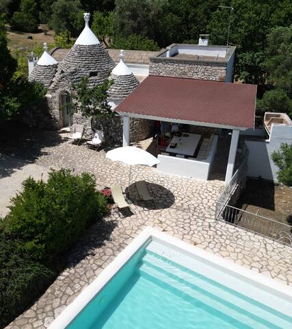 Wonderful Trullo with Pool in the Heart of Salento gallery image 2