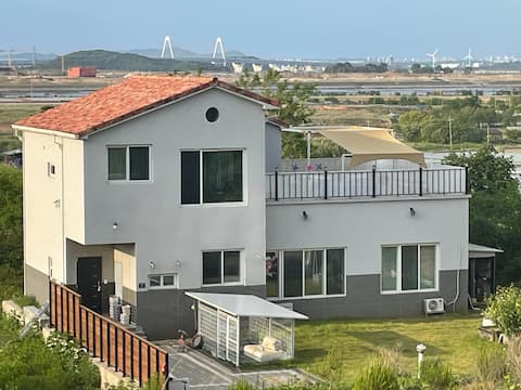 Mimine Sky City Spacious Terrace & Lawn Quiet Cottage