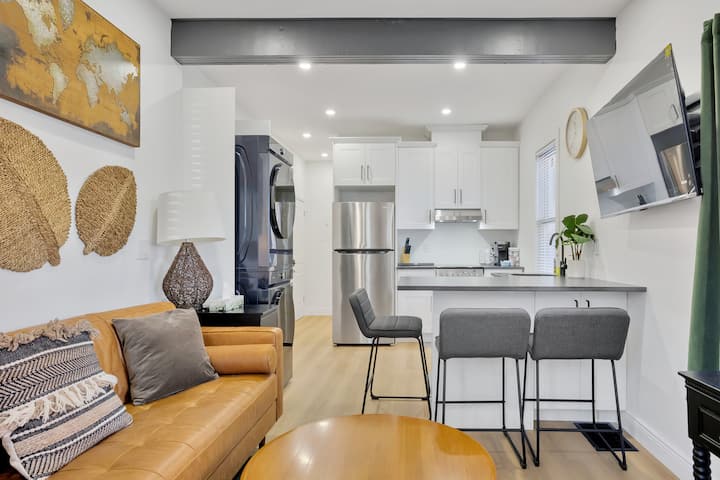 Modern Stay W Granite Island & Detroit River Views - 윈저