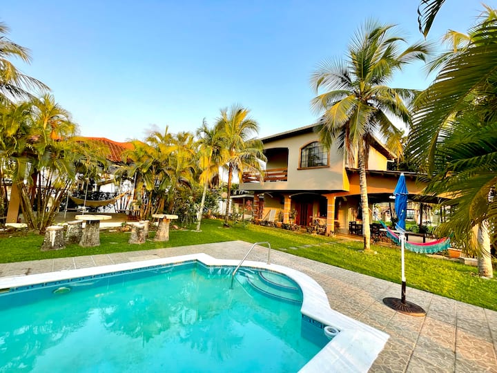 Casamar | Casa De Playa Para 12 En Marbella, Omoa - Omoa