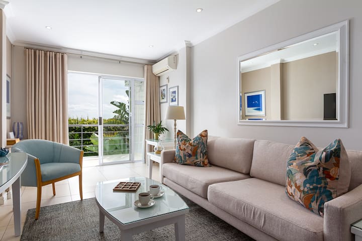 Breathtaking Sunset Views From Balcony - Camps Bay