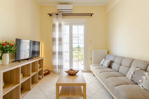 Your Home In Elefsis