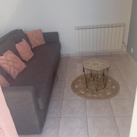Top Airbnb: Beachfront air-conditioned apartment, ground floor terrace in Le Barcarès