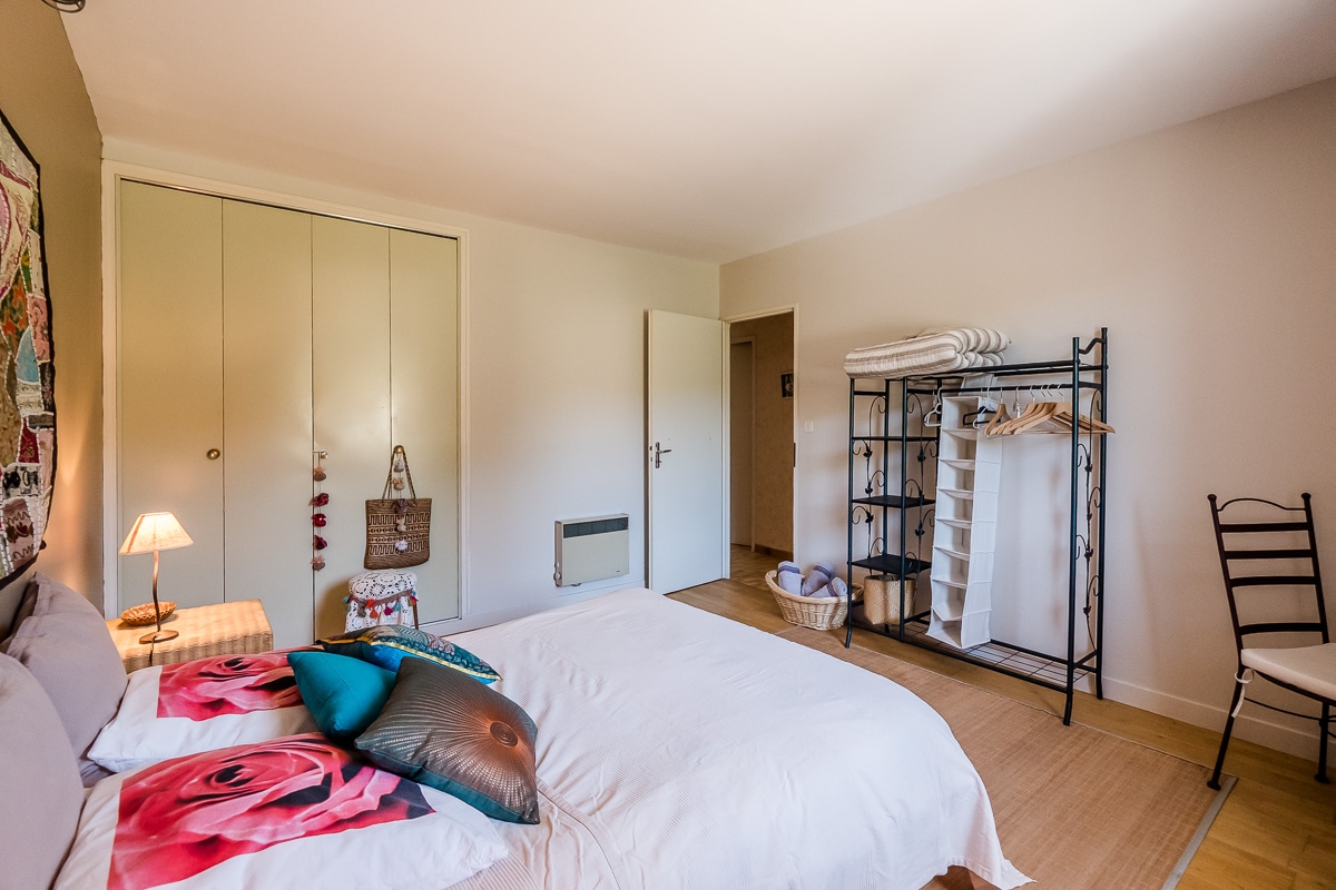 dhomë gjumi dhomë garderobe 