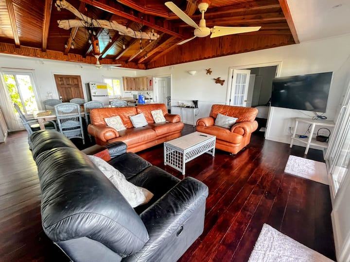 Beach House W/4br 2ba - Amazing Location! - Islas de la Bahía