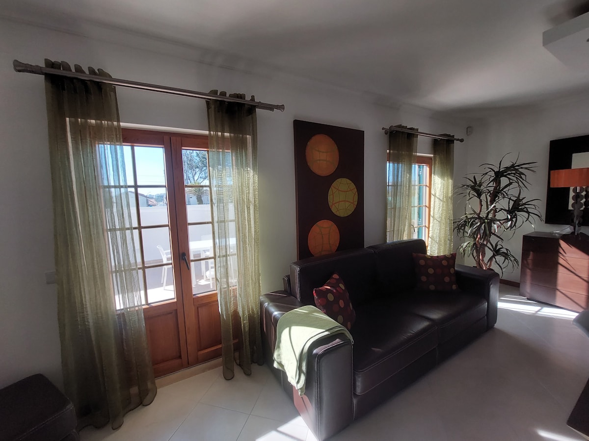 Anúncio popular: Casa Hespanhola T3 em Nazaré