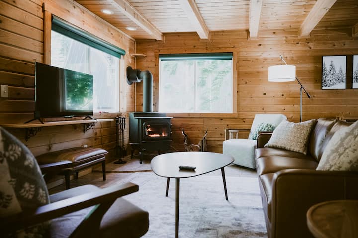 Cascade Cabin 4br | Hyak, Fire Place, Bbq, Dogs Ok - Snoqualmie Pass, WA