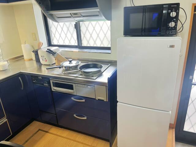 临时促销！邻近晴空塔 浅草寺商圈 可直达两机场 三层一户建 最多住12人 gallery image 5