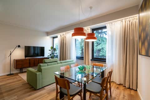 2 bedrooms | Parking| Relaxation