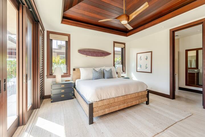 Fabulous Pauoa Beach Ocean Views gallery image 2