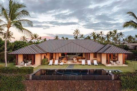 Fabulous Pauoa Beach Ocean Views