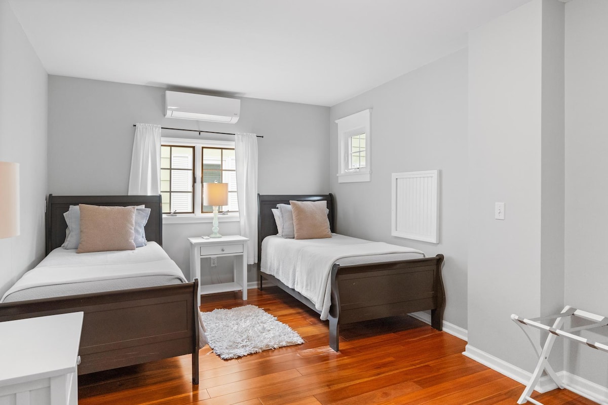 سريران مزدوجان 