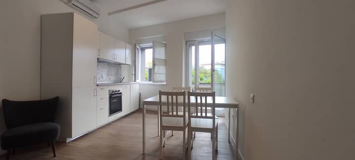 Small & Quick, Super Green
Cin: It022153c2g6f2kwqn - Riva del Garda