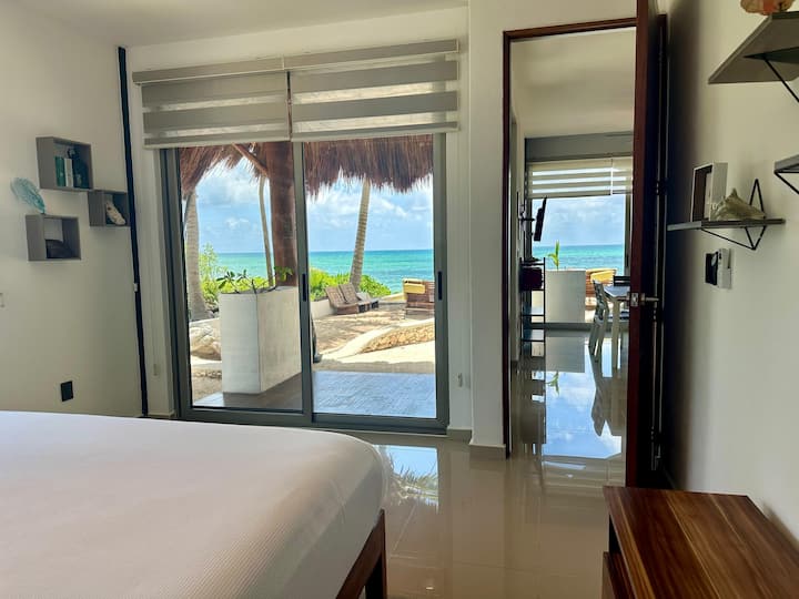 Stylish Beachfront Apartment For Families - Riviera Maya