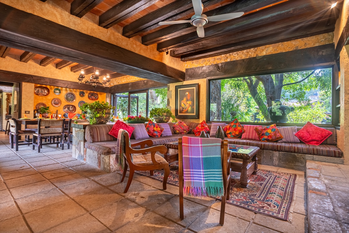 Airbnb con mejor rendimiento: House with garden and beautiful view of Tepozteco en Tepoztlán