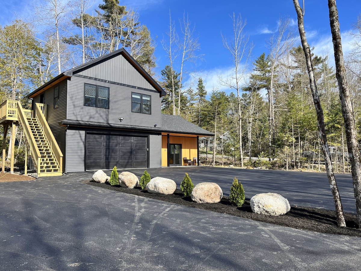 1 BR Peaceful Loft in Ellsworth! [Grandview Loft] Apartments for Rent