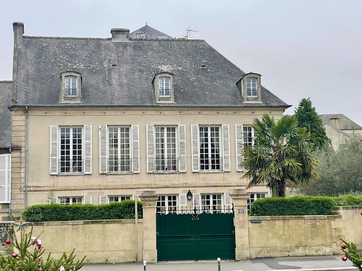 Chamber hyper centers Bayeux