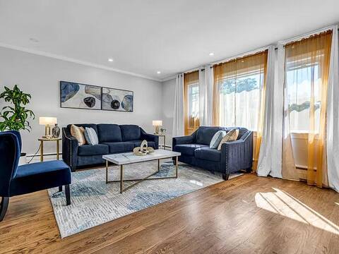 Suburban 3BR Stylish Oasis