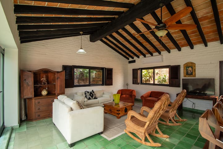 Villa De La Paz - Puerto Vallarta