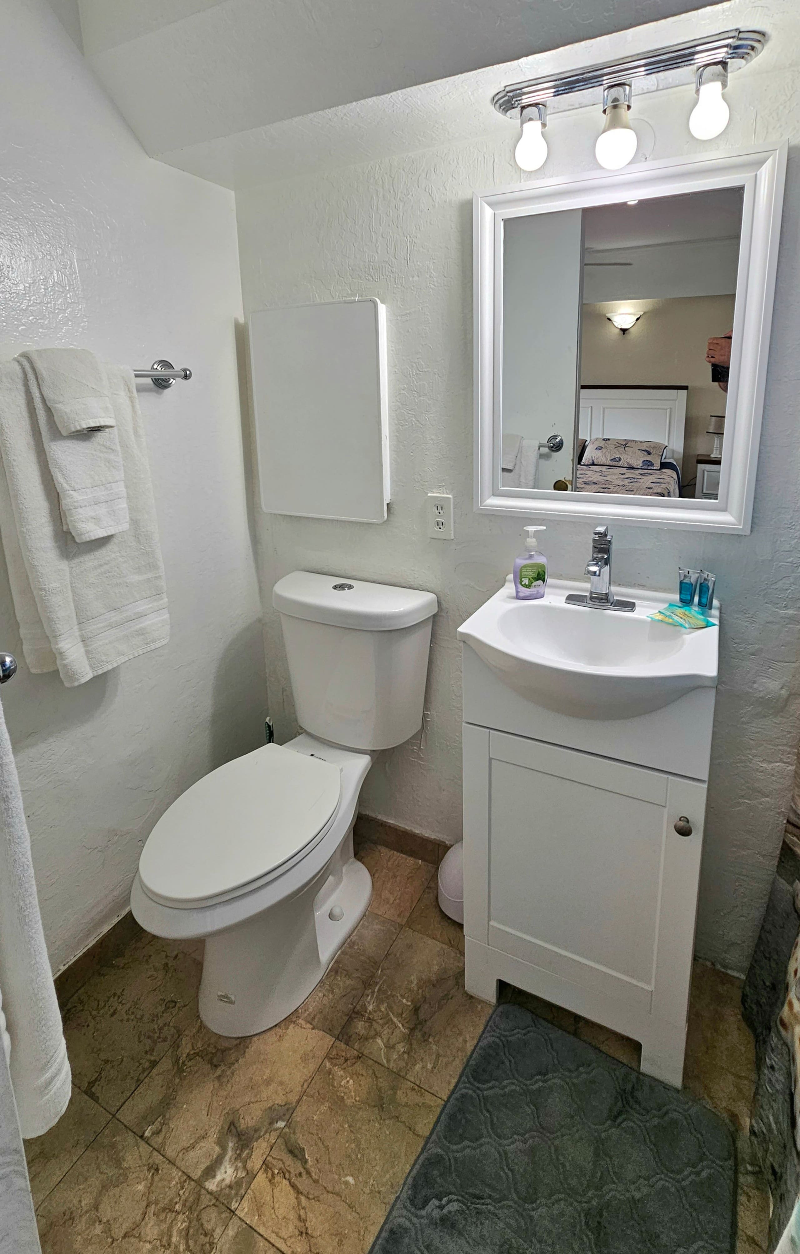 Condo in Honolulu · ★4.77 · 1 bedroom · 1 bed · 1 private bath - Image 22