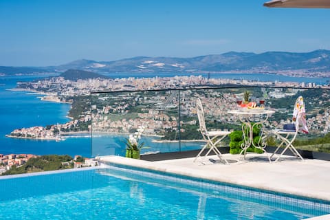 Villa Naaria - unique view and complete privacy