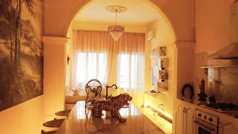 Achrafieh Luxurious Apt | 5 min to Beirut Museum