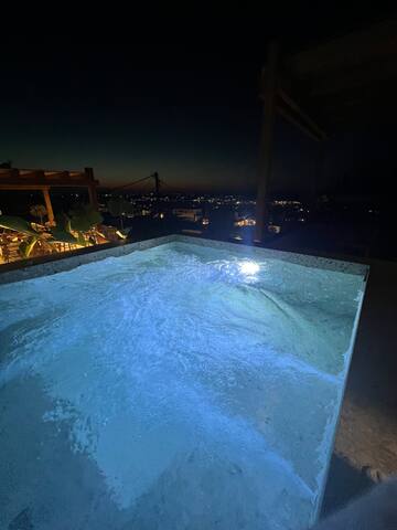 Kaptara Premium Villa, Plunge Pool & Jacuzzi’s gallery image 4