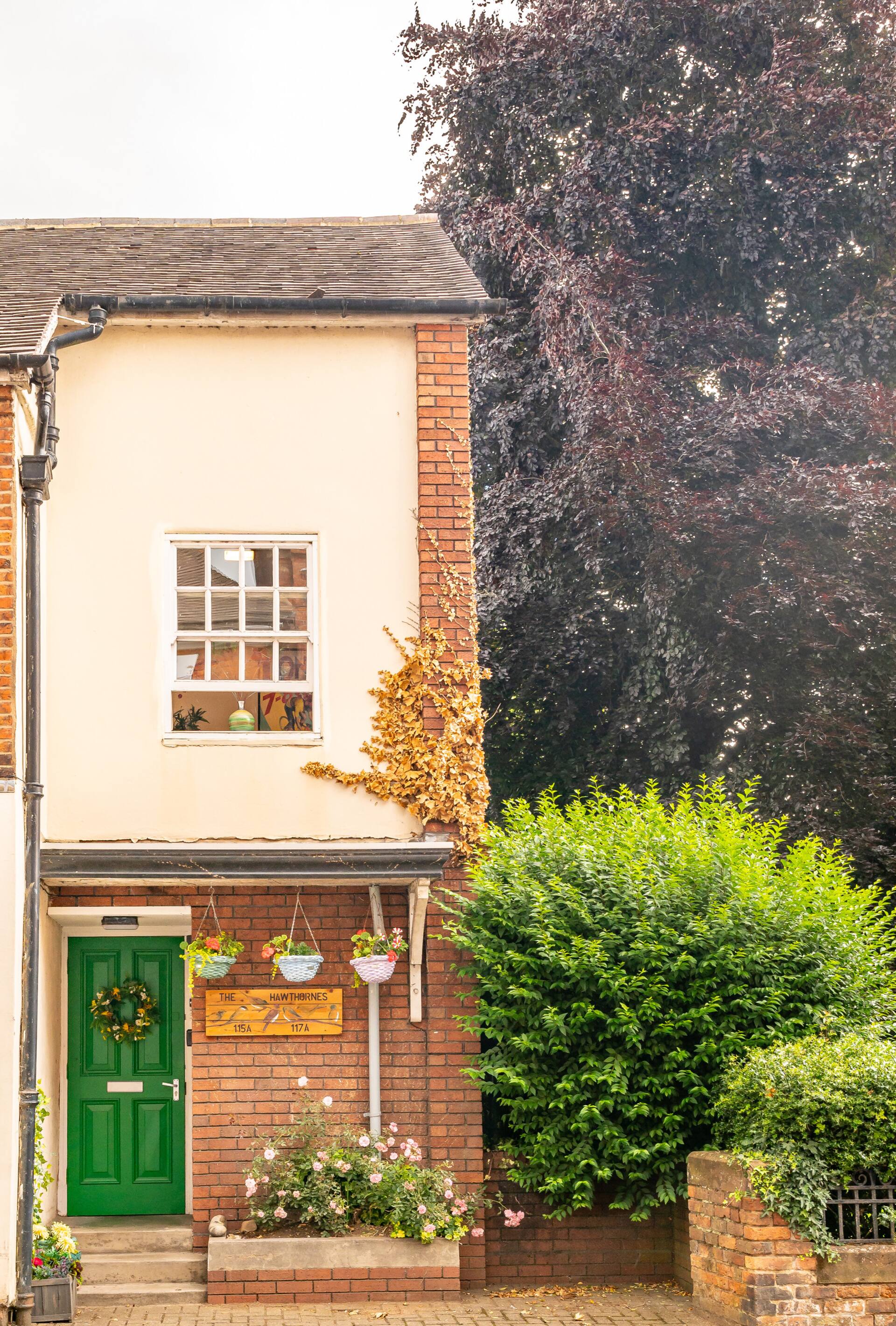 #03 The Haw thornes Sleeps 6 NEC 7mins